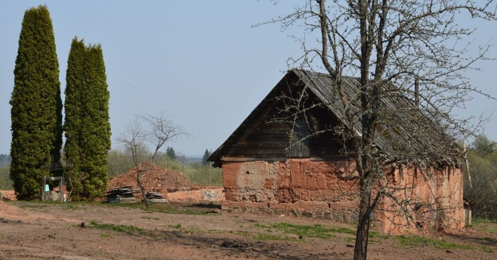 Everything You Need To Know About Clay For Pottery Wheel & Clay