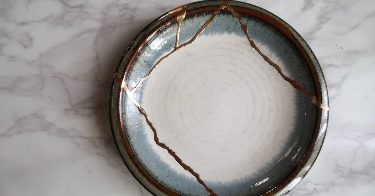 How to Kintsugi: Fix your broken pottery in the Japanese tradition