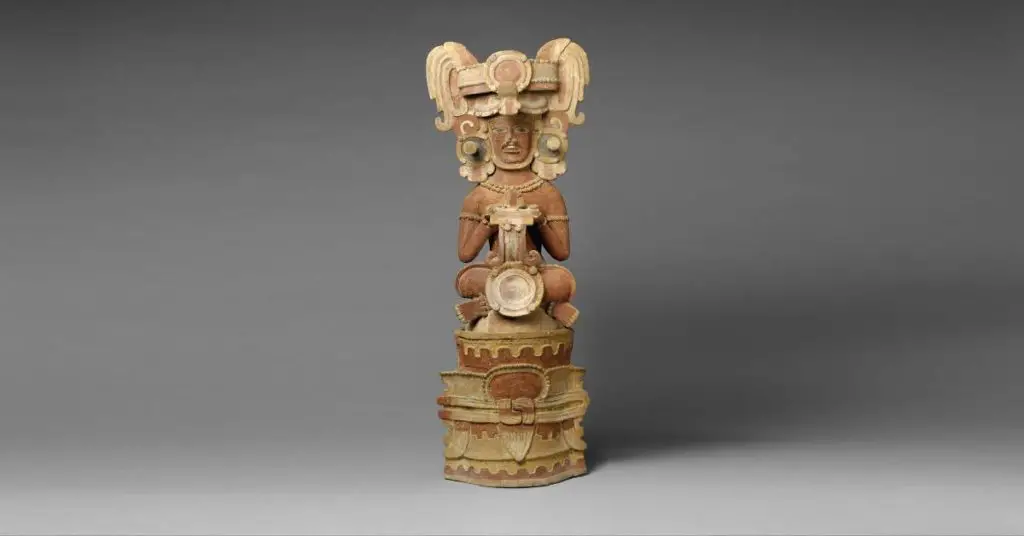 Censer-Seated-King-mayan-figurine