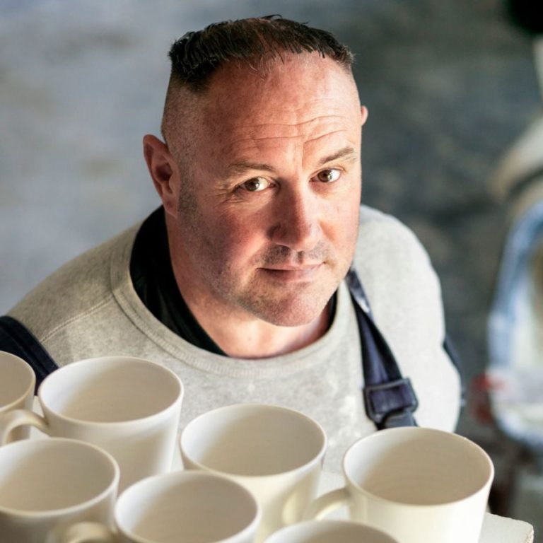 The Great Pottery Throw Down Season 1 [Cast, judges, & winner]