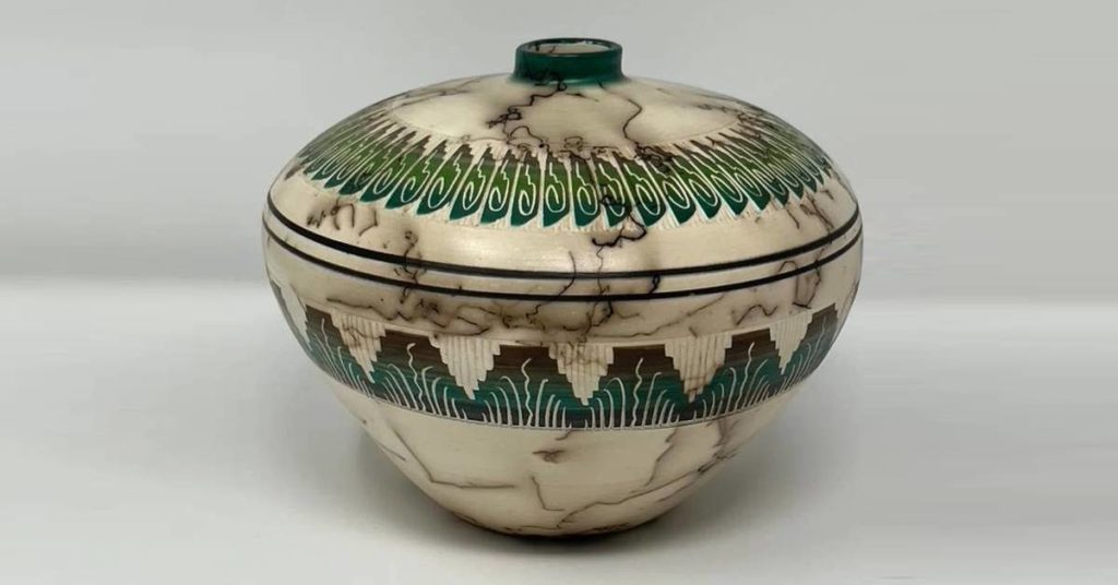 horsehair-pottery-seed-pot-vase