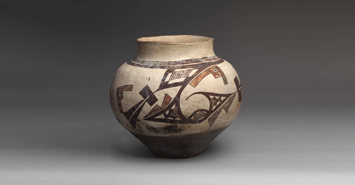 Puebloan: Maria Martinez, Black-on-black ceramic vessel